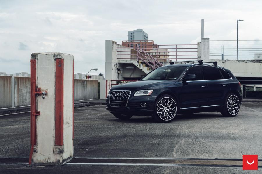  Audi Q5 2.0T Quattro on Vossen Wheels (HF-2) 2018 года  (фото 1 из 11)